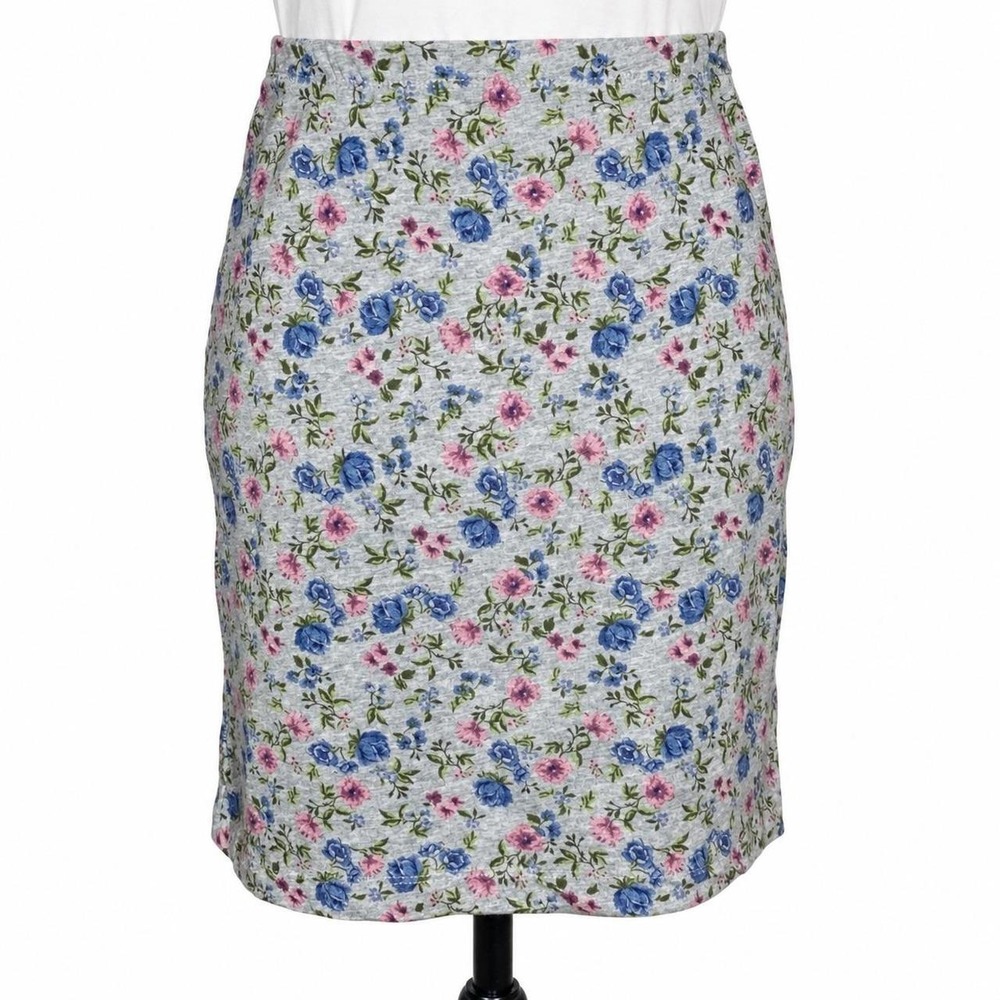 H&M Divided Floral Mini Skirt Gray Pink Blue Rose Jersey Knit Size Large